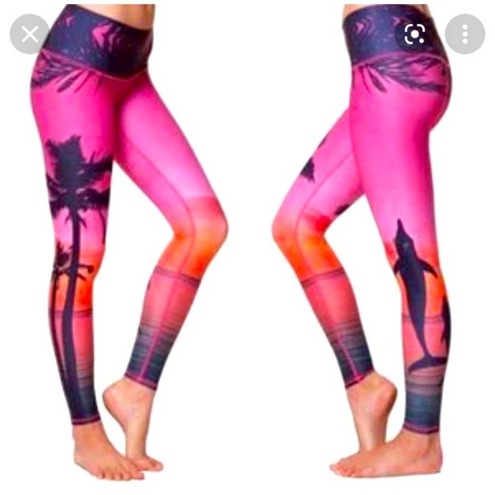 Teeki Love the Adventure dolphin sunset leggings